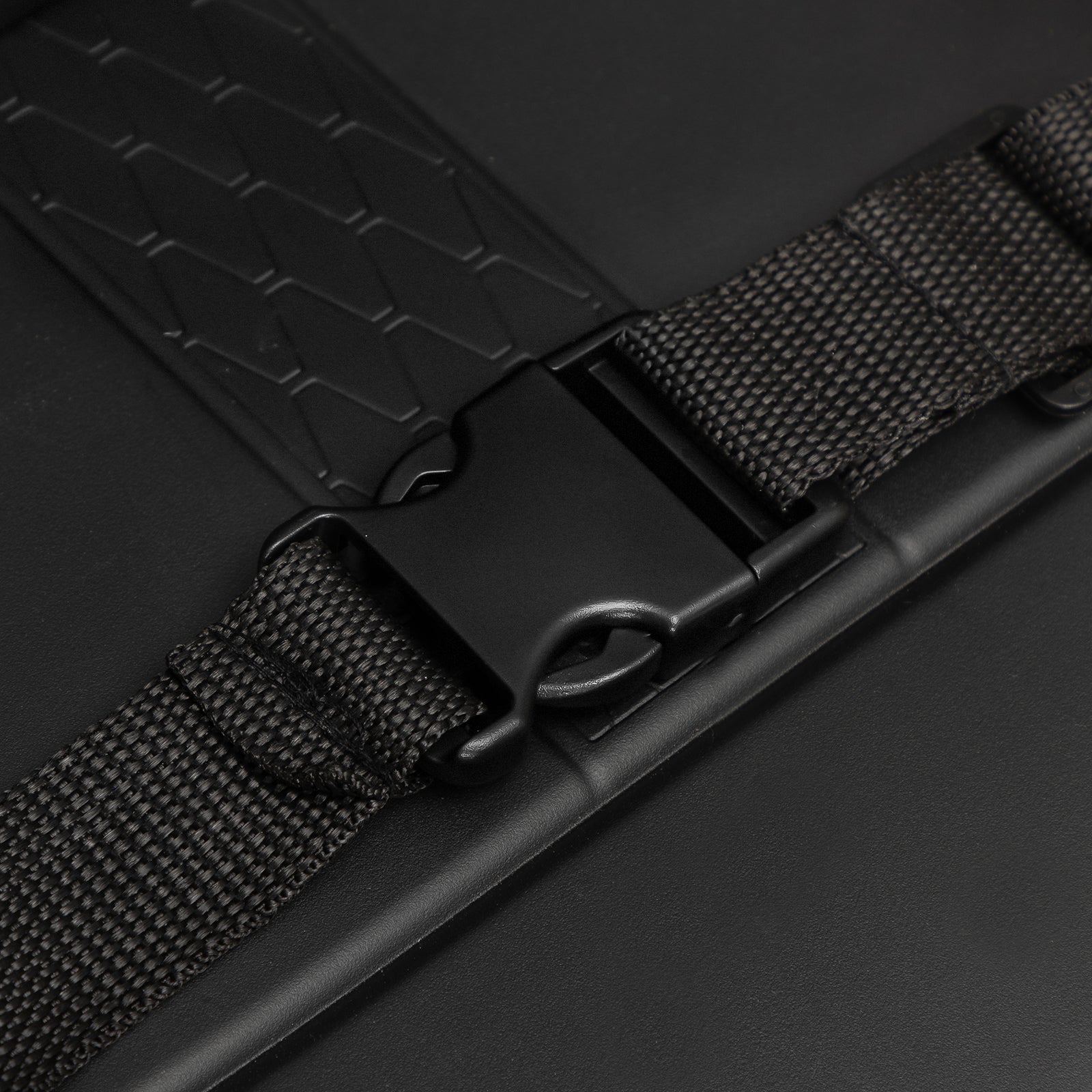 24V Ride-On Thunder Tank Car with Fighting Cannon and Rotating Turret